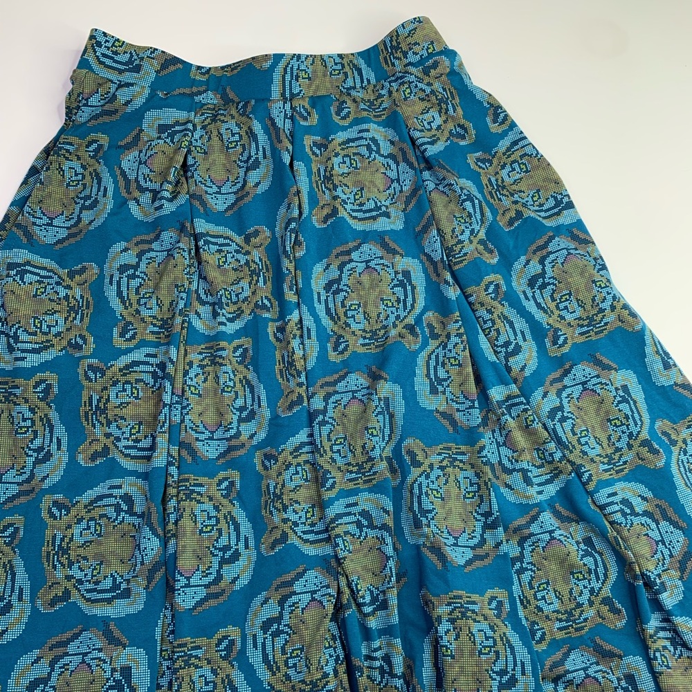 Lularoe unicorn tiger slinky Madison xs